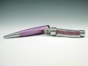 swarovski_crystalline_usb_pen_light_amethyst_1116961_2_