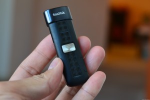 SanDisk Connect Wireless Flash Drive 2